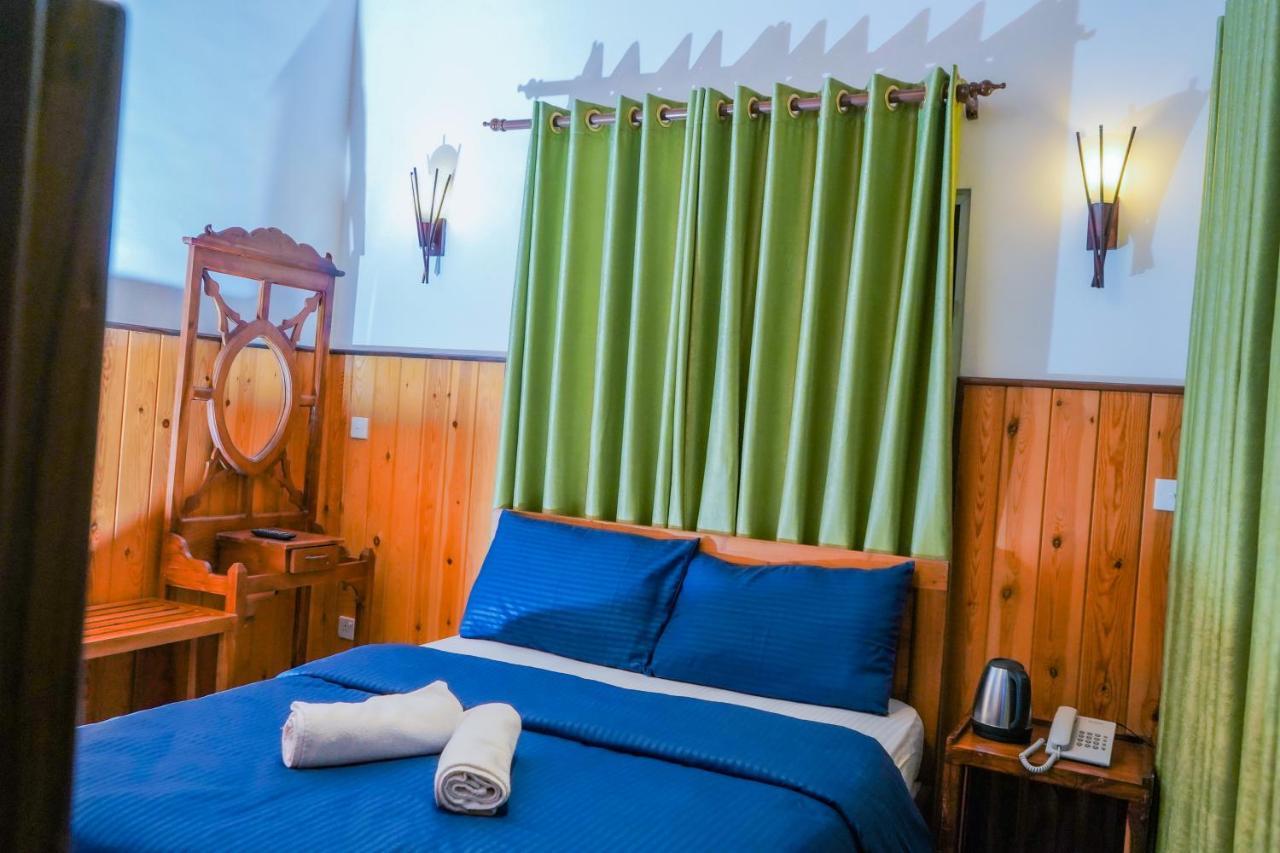 Blue Moon Residency Hotel Nuwara Eliya Kültér fotó