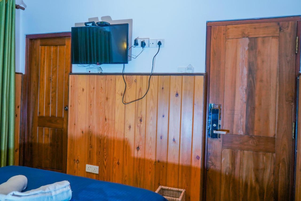 Blue Moon Residency Hotel Nuwara Eliya Kültér fotó